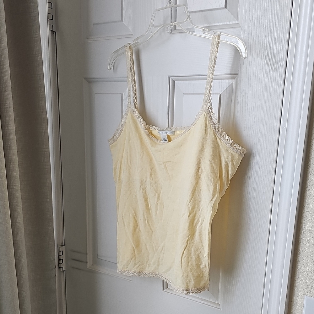 Banana Republic Light Yellow Lace Trim Camisole. With build in shelf bra.